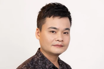 Nhà sản xuất âm nhạc Kiên Ninh.