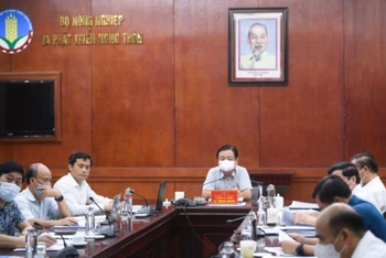 Bộ trưởng Lê Minh Hoan chủ trì cuộc họp về xây dựng 4 quy hoạch ngành quốc gia ngày 23/8.