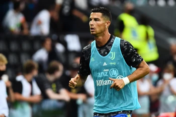 Cristiano Ronaldo không có tên trong đội hình xuất phát của Juventus ở trận ra quân mùa giải mới làm khách Udinese. (Ảnh: Reuters)
