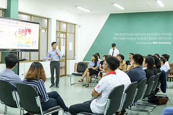 Sinh viên tham gia các khóa đào tạo về khởi nghiệp tại Đại học Quốc gia TP Hồ Chí Minh (Ảnh minh họa: Báo Thời Nay). 