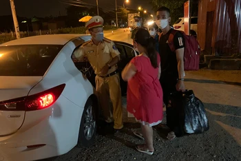 Cảnh sát giao thông Hà Nội mở chốt, kịp thời đưa sản phụ đi sinh