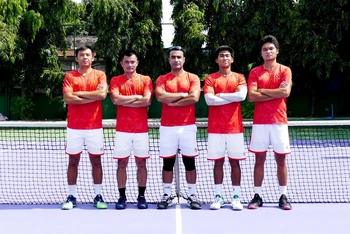 Các thành viên đội tuyển quần vợt Việt Nam tham dự Davis Cup 2021. (Ảnh: Liên đoàn Quần vợt Việt Nam)