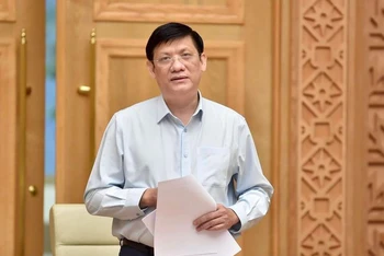 Bộ trưởng Y tế Nguyễn Thanh Long thông tin tại cuộc họp. (Ảnh: NHẬT BẮC)