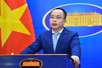 Phó Phát ngôn Bộ Ngoại giao Đoàn Khắc Việt.