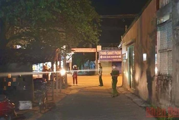 Khu vực cư trú của 2 ca F0 bị lực lượng chức năng thị xã Ba Đồn phong tỏa trong đêm 16/9.