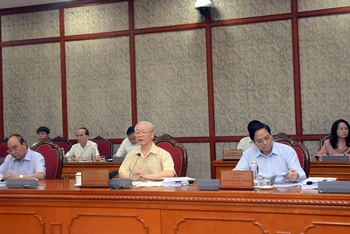 Tổng Bí Thư Nguyễn Phú Trọng phát biểu tại cuộc họp.