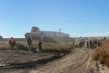 Hiện trường vụ tai nạn tàu hỏa gần Joplin, bang Montana, Mỹ, ngày 25/9. (Ảnh: Twitter)