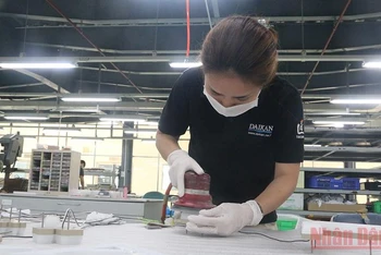 Doanh nghiệp sản xuất “3 tại chỗ” tại Đồng Nai.
