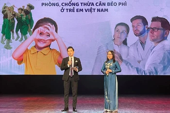 Chương trình nâng cao nhận thức về dinh dưỡng, chống thừa cân béo phì ở trẻ em Việt Nam. (Ảnh: Ban tổ chức cung cấp)