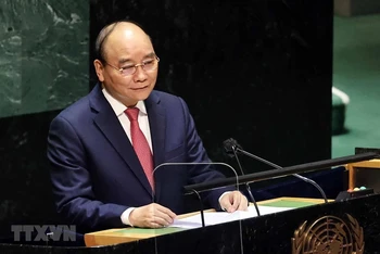 Chủ tịch nước Nguyễn Xuân Phúc phát biểu tại Phiên thảo luận Cấp cao Đại hội đồng Liên hợp quốc lần thứ 76. (Ảnh: TTXVN)