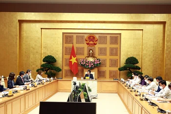 Phó Thủ tướng Thường trực Chính phủ Phạm Bình Minh có cuộc làm việc với nhóm 6 ngân hàng phát triển về các giải pháp thúc đẩy triển khai các dự án ODA.