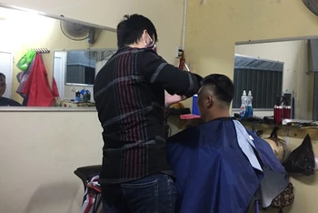 Một tiệm cắt tóc ở phường Hưng Lợi, quận Ninh Kiều, TP Cần Thơ.