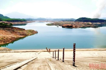 Tỉnh Thừa Thiên Huế yêu cầu điều tiết hồ Tả Trạch để đề phòng mưa lũ. (Ảnh: CÔNG HẬU)