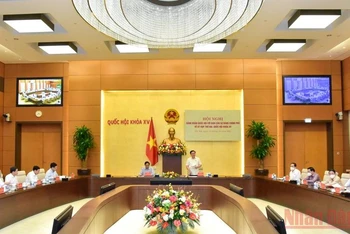 Hội nghị giữa Đảng đoàn Quốc hội và Ban Cán sự Đảng Chính phủ về việc chuẩn bị Kỳ họp thứ hai, Quốc hội Khóa XV. (Ảnh: Duy Linh)