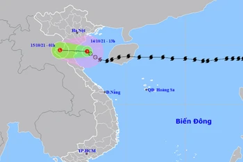 Vị trí và hướng di chuyển của áp thấp nhiệt đới (suy yếu từ bão số 8). (Nguồn: nchmf.gov.vn)