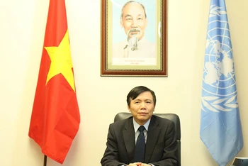 Đại sứ Đặng Đình Quý tại phòng Chủ tịch Hội đồng Bảo an. (Ảnh minh họa: Phái đoàn Việt Nam tại Liên hợp quốc)