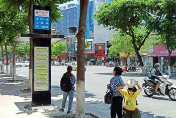 Hà Nội sẽ có thêm 70 vị trí dừng chờ xe buýt tiêu chuẩn châu Âu.