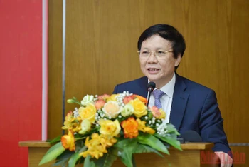 Phó Chủ tịch thường trực Hội Nhà báo Việt Nam Hồ Quang Lợi phát biểu tại lễ phát động.