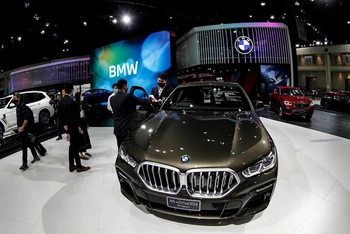 BMW đặt mục tiêu loại bỏ ô-tô chạy bằng nhiên liệu hóa thạch vào năm 2024. (Ảnh: Reuters)