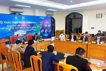 Hội thảo “Đánh thức tiềm năng Hà Tĩnh - Kết nối liên vùng, phát triển thị trường Việt Lào”thu hút hơn 400 đại biểu trong và ngoài nước tham gia.