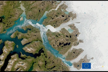 Hình ảnh vệ tinh về tình trạng băng tan ở Greenland. (Ảnh: Liên minh châu Âu/Reuters)