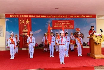 Lễ khai giảng năm học 2020-2021 tại Trường tiểu học Phú Phương, huyện Ba Vì