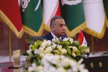 Thủ tướng Iraq Mustafa al-Kadhimi tham dự Hội nghị thượng đỉnh Baghdad diễn ra tại Baghdad, Iraq, ngày 28/8/2021. (Ảnh: Văn phòng Thủ tướng Iraq/Reuters)