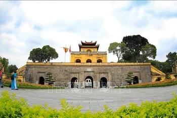 Đoan Môn là cửa chính phía Nam vào Hoàng thành Thăng Long được xây dựng vào thời nhà Lê trung hưng được tu sửa vào thời nhà Nguyễn. Ảnh: TTXVN.