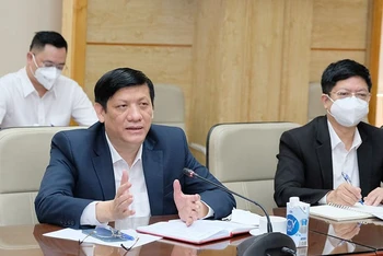 Bộ trưởng Nguyễn Thanh Long phát biểu tại cuộc họp. 