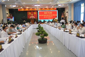Quang cảnh Hội nghị Ban Chấp hành Đảng bộ tỉnh lần thứ 6.