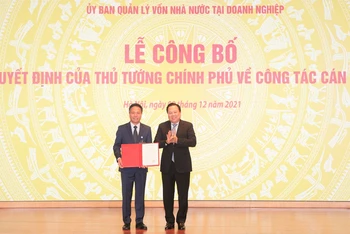 Ông Tô Dũng Thái nhận quyết định bổ nhiệm giữ chức vụ Chủ tịch Hội đồng thành viên Tập đoàn VNPT.