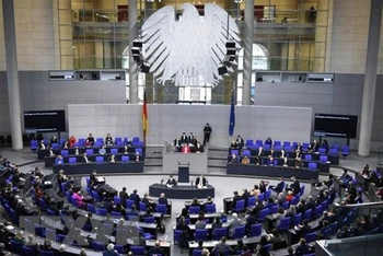 Quang cảnh phiên họp Quốc hội Đức ở Berlin, ngày 8/12. (Ảnh: AFP/TTXVN)