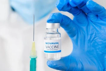 Vaccine ngừa Covid-19 của Novavax. (Ảnh: euractiv)