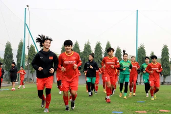 Đội tuyển nữ quốc gia tập trước khi lên đường ra Tây Ban Nha tập huấn. (Ảnh: VFF)