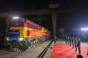 Trung Quốc khai trương chuyến tàu RCEP đầu tiên đến Việt Nam. (Ảnh: Nhân Dân Nhật báo)
