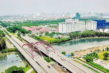 Một góc đô thị phía nam thành phố Hồ Chí Minh. (Ảnh: Vũ Nguyên/Báo Nhân Dân)