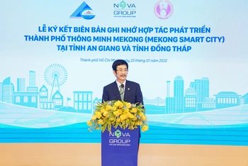 Ông Bùi Thành Nhơn, Chủ tịch Hội đồng quản trị NovaGroup tích cực kêu gọi các tổ chức, các doanh nghiệp cùng hợp lực phát triển, cùng vươn ra thế giới.