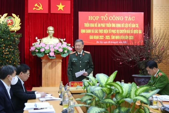 Bộ trưởng Công an Tô Lâm chủ trì cuộc họp. (Ảnh: Báo điện tử Chính phủ)