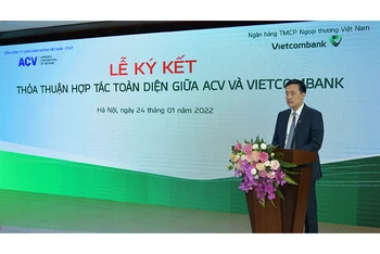 Ông Phạm Quang Dũng-Chủ tịch HĐQT Vietcombank phát biểu tại Lễ ký kết.