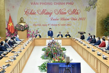 Phó Thủ tướng Chính phủ Phạm Bình Minh phát biểu tại buổi gặp mặt. (Ảnh: TRẦN HẢI)