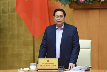 Thủ tướng Phạm Minh Chính phát biểu chỉ đạo cuộc họp. (Ảnh: TRẦN HẢI)