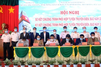 Đảng ủy Quân cảng Sài Gòn ký kết chương trình phối hợp tuyên truyền năm 2022 với Ban Tuyên giáo các tỉnh Đắk Nông, Thanh Hóa, Hậu Giang, Kon Tum, Gia Lai và Bình Dương. 