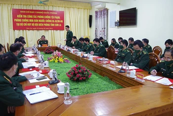 Đoàn công tác Bộ Quốc phòng kiểm tra và làm việc tại Bộ Chỉ huy Bộ đội Biên phòng tỉnh Sơn La.