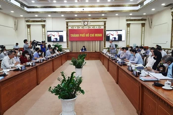 Quang cảnh hội thảo Đề án “Phát triển Thành phố Hồ Chí Minh thành Trung tâm Tài chính quốc tế”.