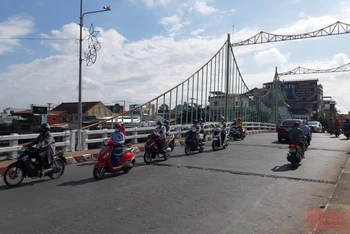 Cầu Quay thuộc phường 1, thành phố Mỹ Tho (Tiền Giang), nơi 2 đối tượng dùng súng bắn chết em Huỳnh Bảo Sang.
