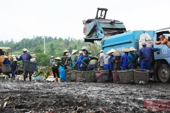 Bãi rác Khánh Sơn, Đà Nẵng trước khi nâng cấp.