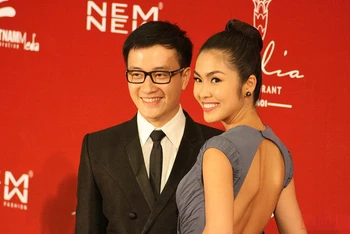 Các diễn viên Tăng Thanh Hà và Lương Mạnh Hải tại LHP quốc tế Hà Nội lần thứ 1.
