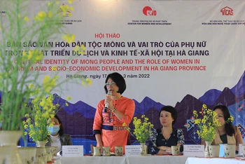 PGS, TS Nguyễn Thị Thu Phương, Viện trưởng Viện Văn hóa nghệ thuật Quốc gia Việt Nam phát biểu tại hội thảo.