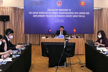 Đại diện Việt Nam dự hội thảo tại đầu cầu Hà Nội (Ảnh: Molisa).