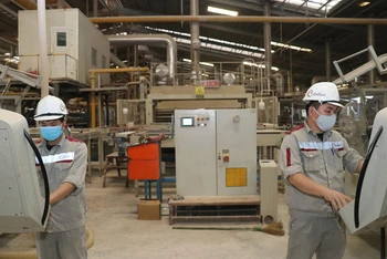 Người lao động tại Công ty Catalan (Khu công nghiệp Yên Phong, Bắc Ninh).